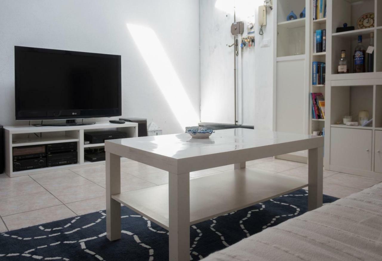 Casa Helios Appartement Albenga Buitenkant foto